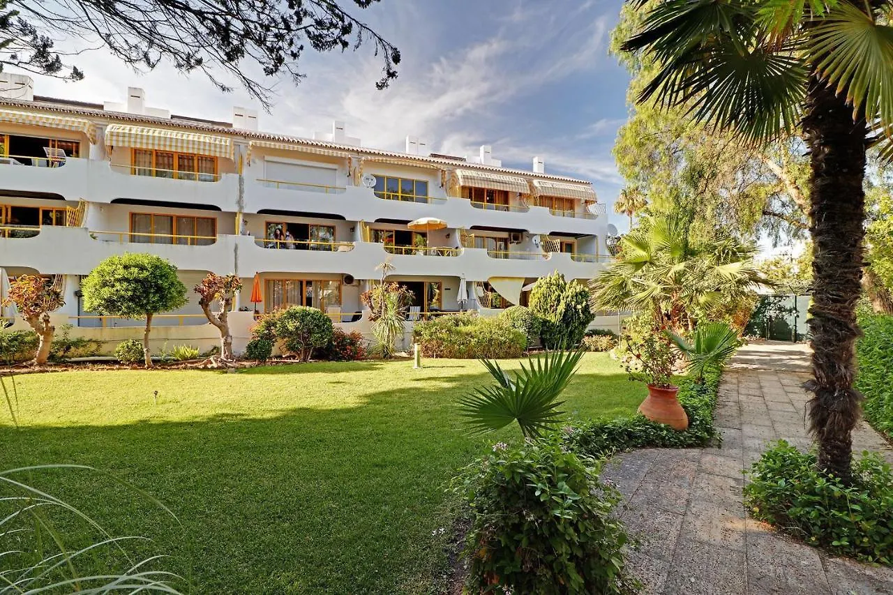 Vilamoura Stylish With Pool By Homing contacts